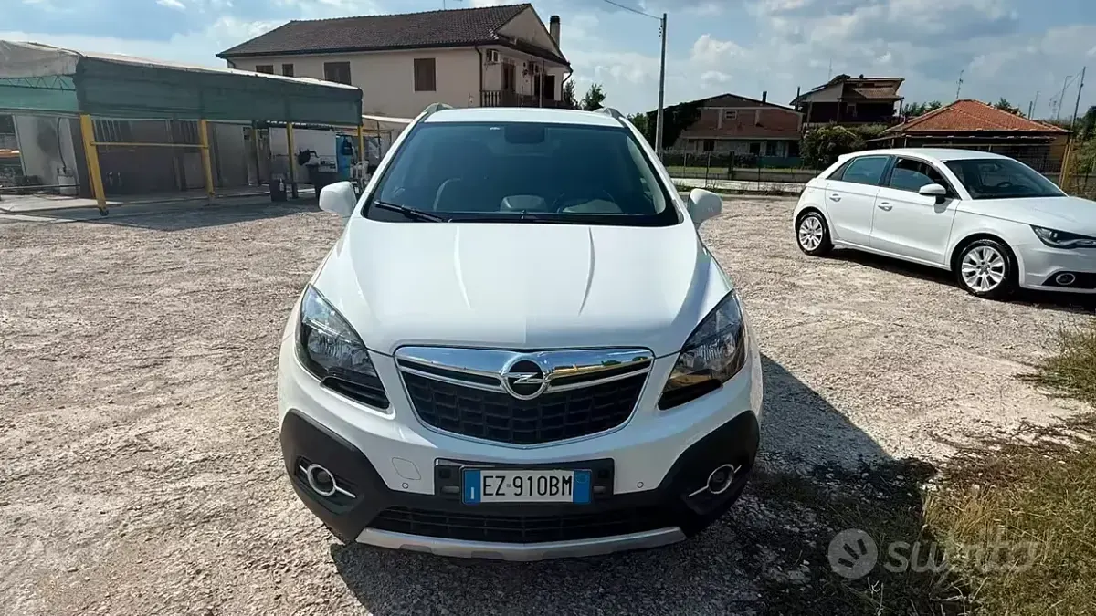 Usata Opel Mokka Cosmo 140 CV (102 kW) 2015 Bianco SUV
