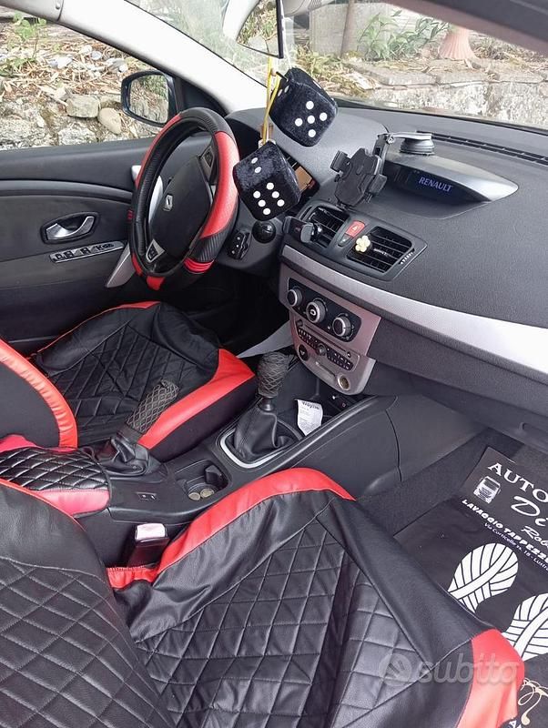 Usata Renault Mégane III Dynamique 110 CV (80 kW) 2009 Nero Utilitaria