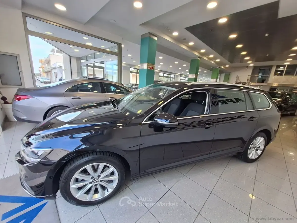 Occasion VW Passat Business 122 PK (89 kW) 2021 Zwart Stationwagen