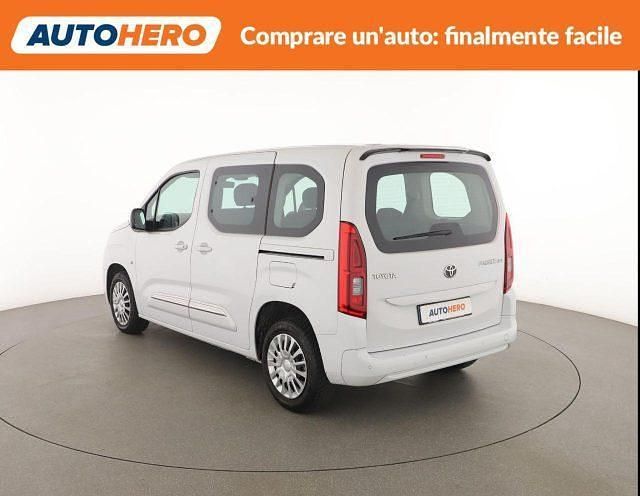Usata Toyota Proace Verso City 100 CV (73 kW) 2023 Bianco Station wagon