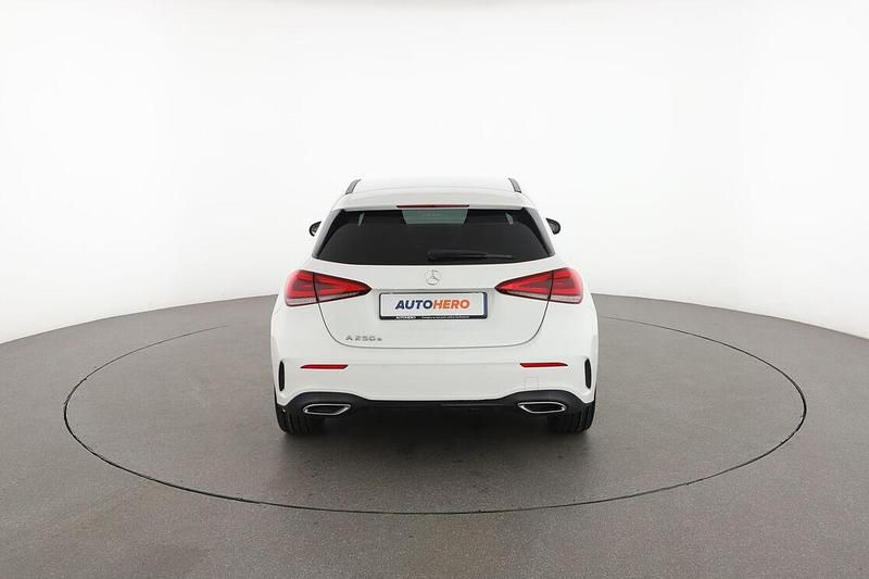 Usata Mercedes A250 Premium 218 CV (160 kW) 2022 Bianco