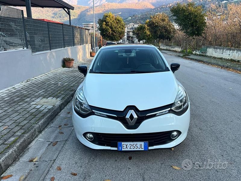 Usata Renault Clio IV 90 CV (66 kW) 2014 Bianco Berlina