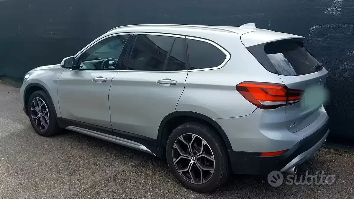 Usata BMW X1 116 CV (85 kW) 2021 Grigio SUV