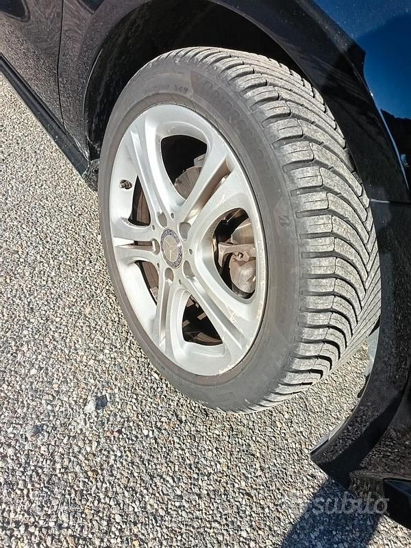 Usata Mercedes A180 109 CV (80 kW) 2015 Nero Berlina