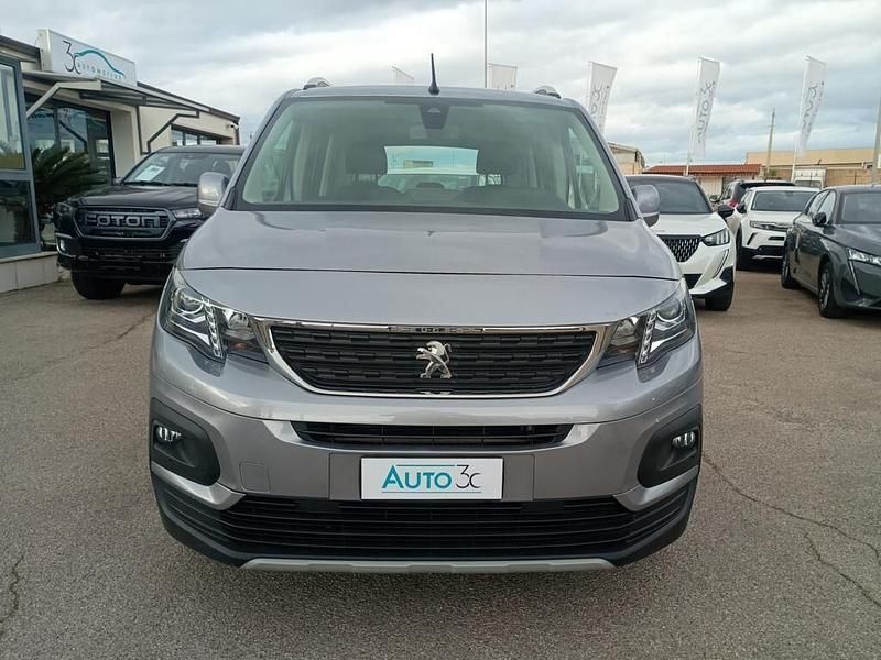 Usata Peugeot Rifter Allure 102 CV (75 kW) 2021 Grigio Monovolume