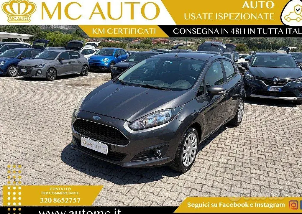 Usata Ford Fiesta Business Edition 80 CV (58 kW) 2016 Grigio scuro Utilitaria