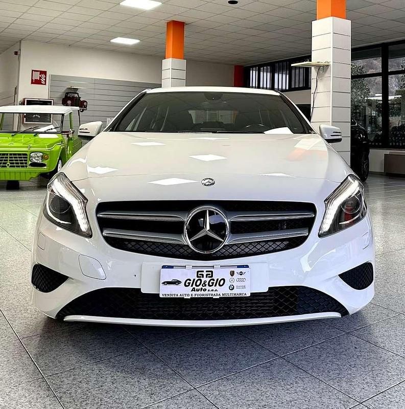 Usata Mercedes A180 109 CV (80 kW) 2014 Bianco Berlina