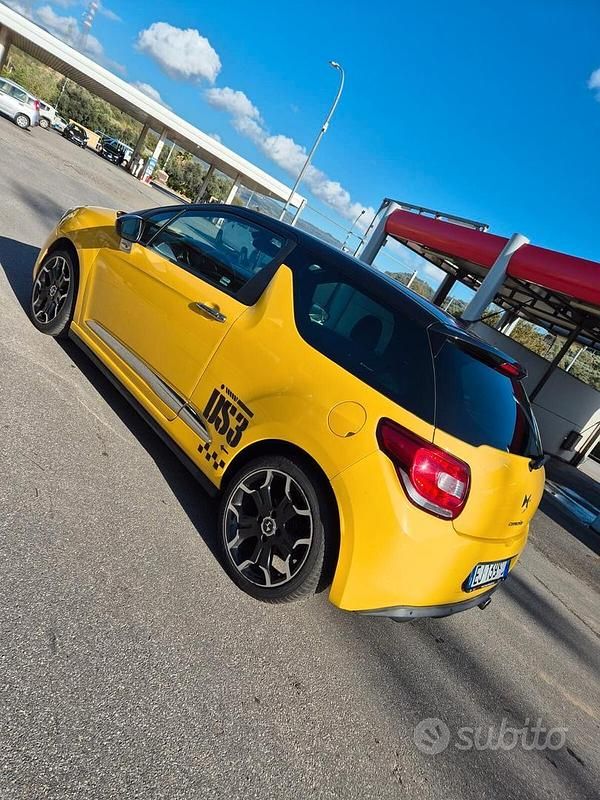 Usata Citroën DS3 120 CV (88 kW) 2011 Giallo Berlina