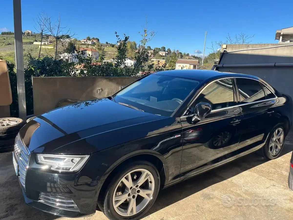Usata Audi A4 150 CV (110 kW) 2016 Nero Berlina