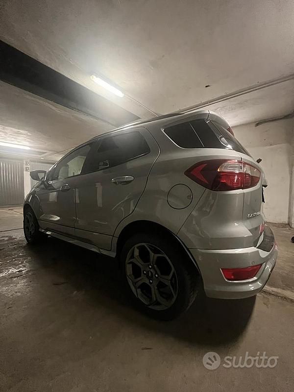Usata Ford Ecosport ST-Line 125 CV (91 kW) 2021 Grigio SUV
