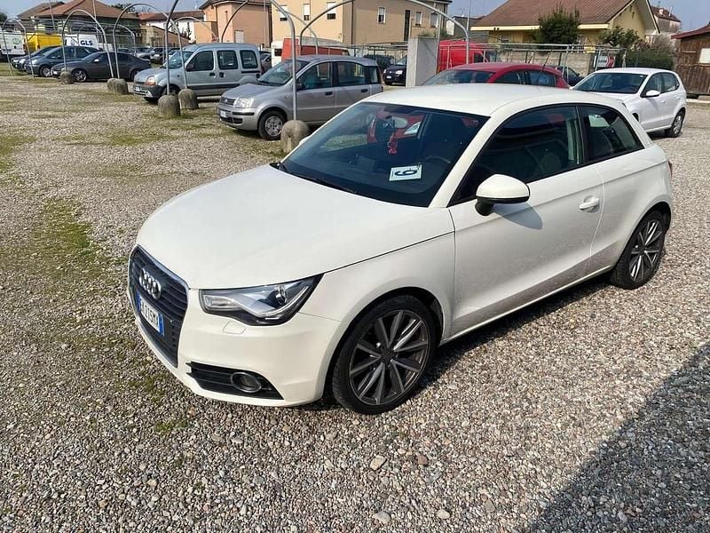 Usata Audi A1 Ambition 86 CV (63 kW) 2012 Bianco Utilitaria
