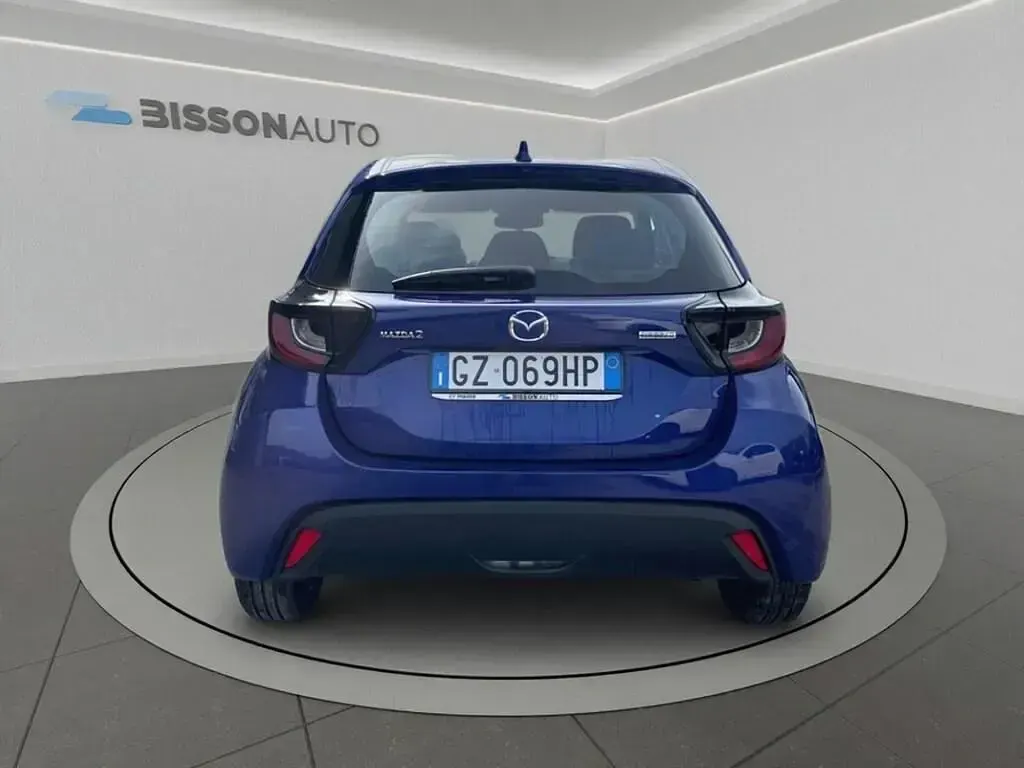 Usata Mazda 2 116 CV (85 kW) 2025 Glass blue Utilitaria