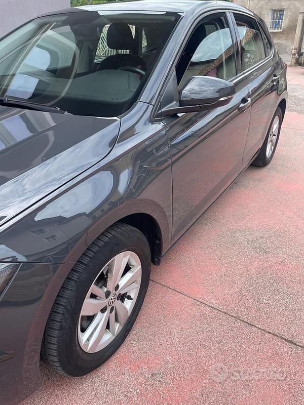 Nero Usata 2020 VW Polo Due volumi | 13.000 € (Buon prezzo) - Immagine 1/4