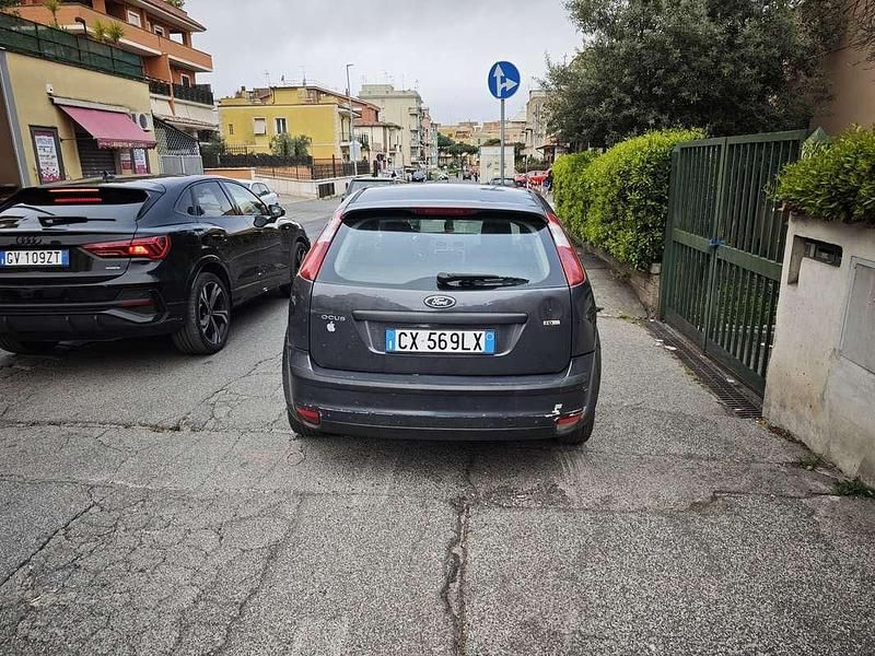 Usata Ford Focus 90 CV (66 kW) 2005 Berlina