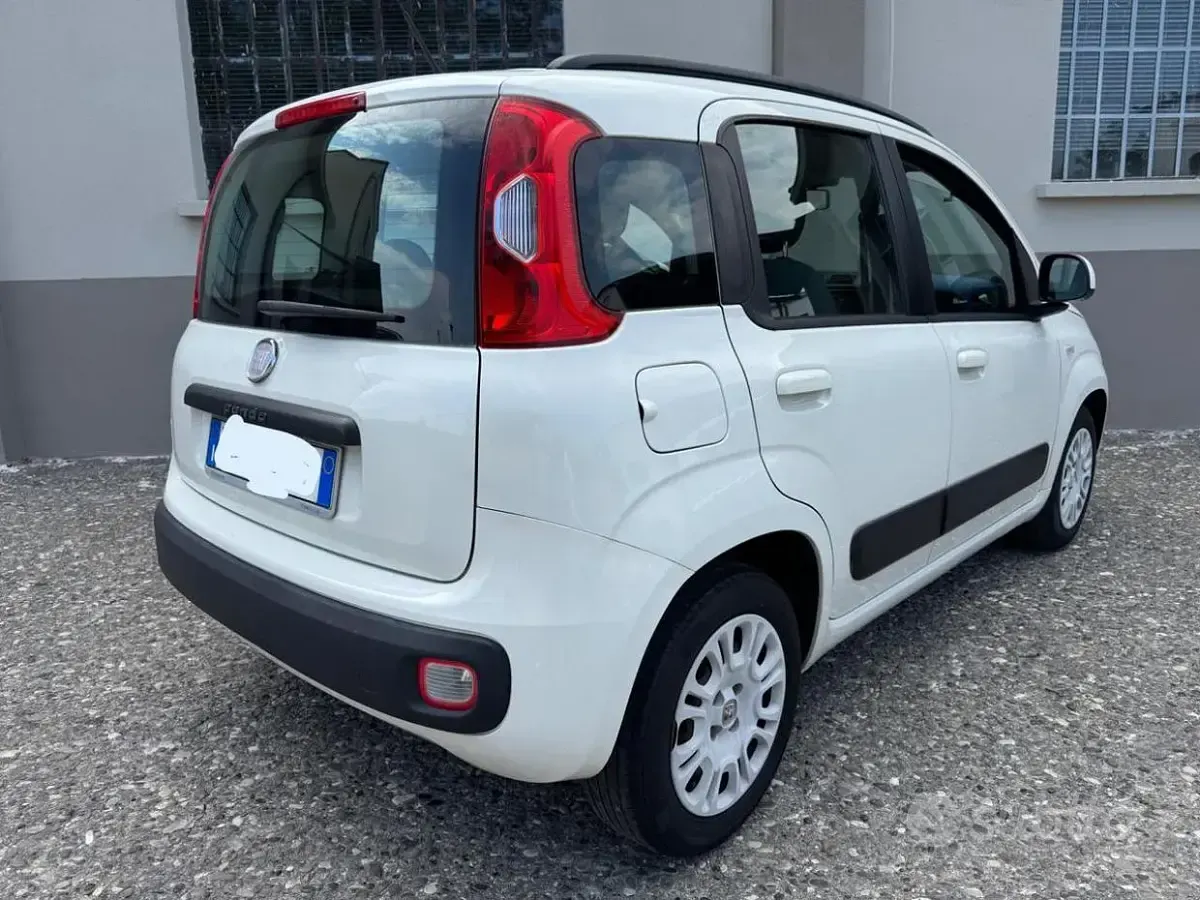 Usata Fiat Panda Easy 75 CV (55 kW) 2012 Bianco Utilitaria