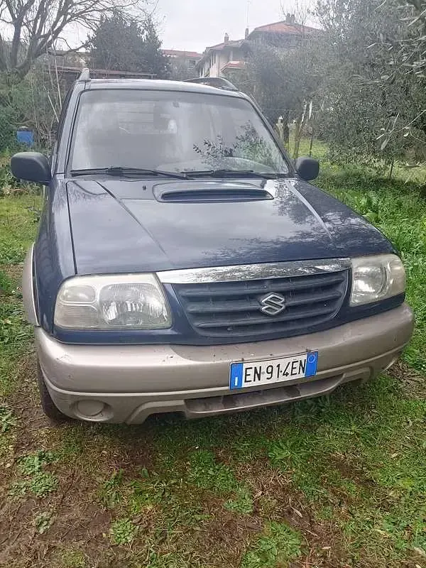 Usata Suzuki Grand Vitara 109 CV (80 kW) 2001 SUV