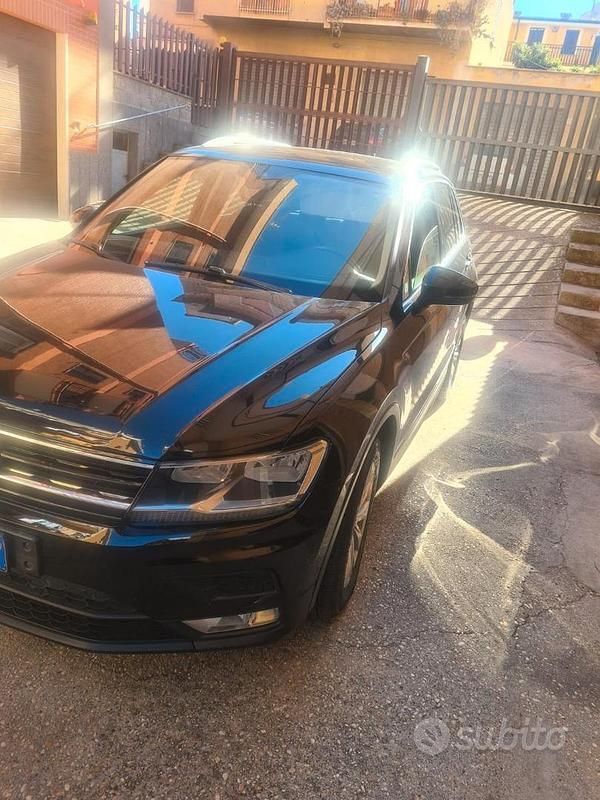 Nero Usata 2016 VW Tiguan SUV | 14.000 € (Buon prezzo) - Immagine 1/4