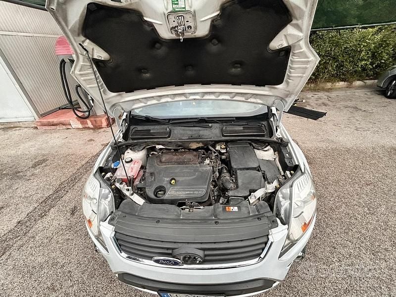 Usata Ford Kuga 163 CV (119 kW) 2010 Bianco SUV