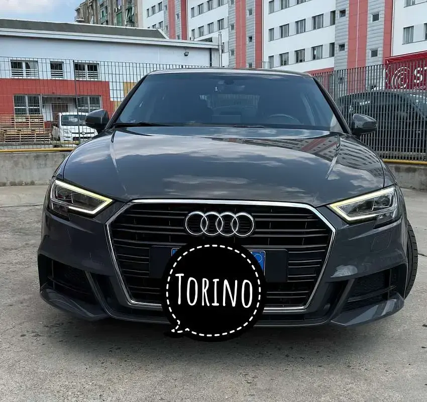 Usata Audi A3 Admired 116 CV (85 kW) 2019 Grigio Berlina