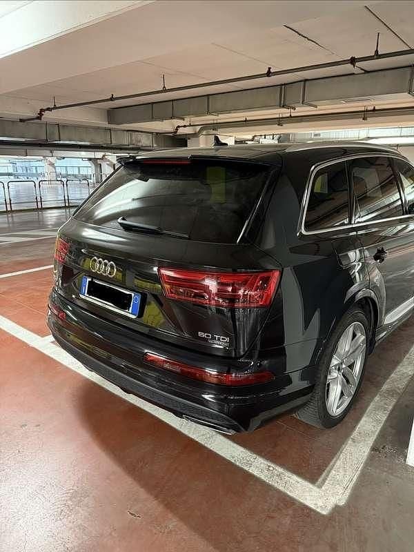 Usata Audi Q7 Business Plus 286 CV (210 kW) 2019 Nero SUV