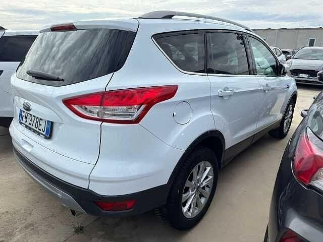 Usata Ford Kuga Titanium 120 CV (88 kW) 2015 Bianco SUV