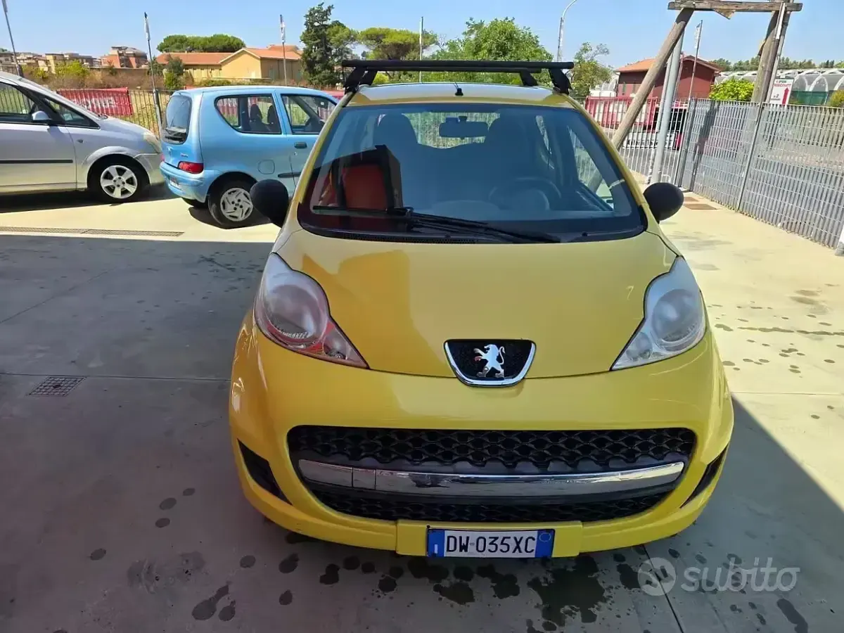 Usata Peugeot 107 68 CV (50 kW) 2009 Giallo Utilitaria