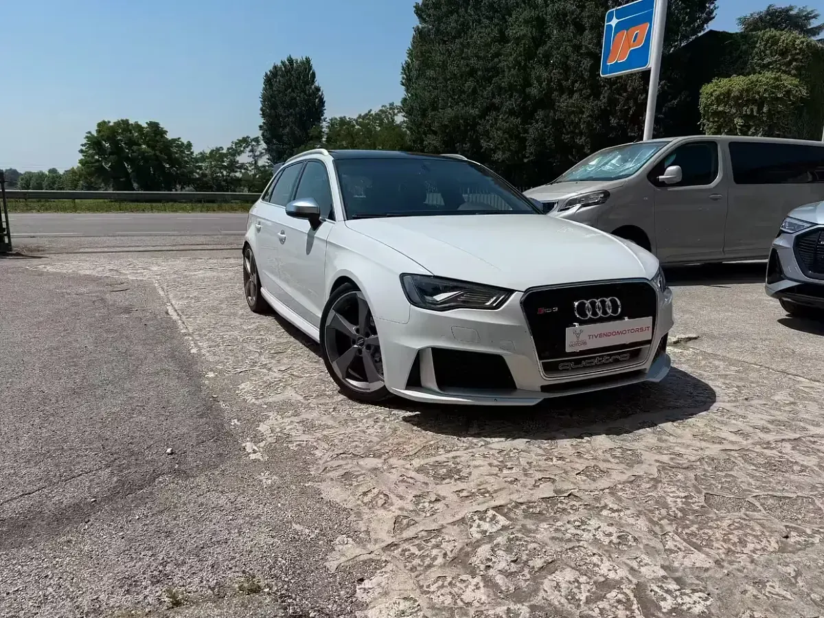 Usata Audi RS3 367 CV (269 kW) 2015 Bianco Berlina