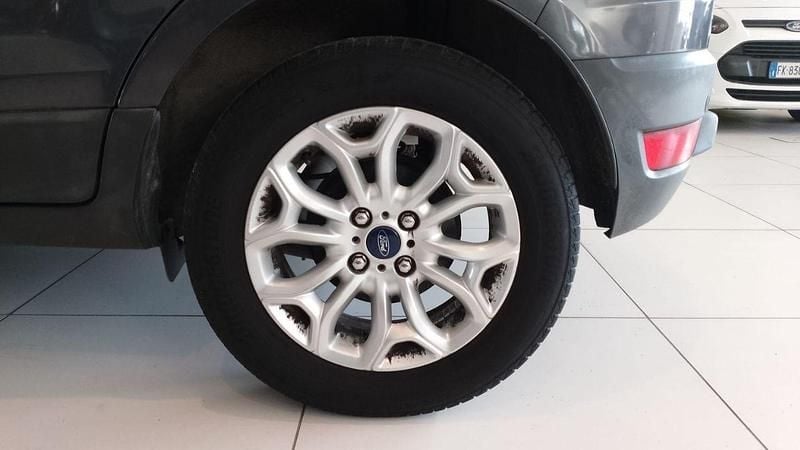 Usata Ford Ecosport Titanium 95 CV (69 kW) 2017 Grigio SUV