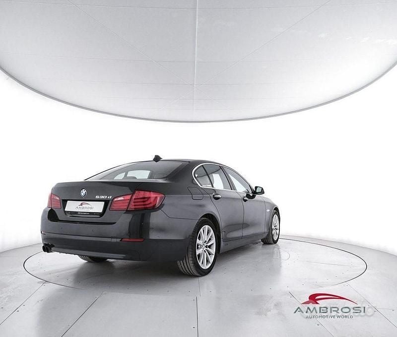 Usata BMW 525 204 CV (150 kW) 2010 Grigio Berlina