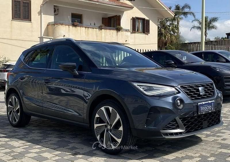 Usata Seat Arona FR 95 CV (69 kW) 2023 Grigio SUV