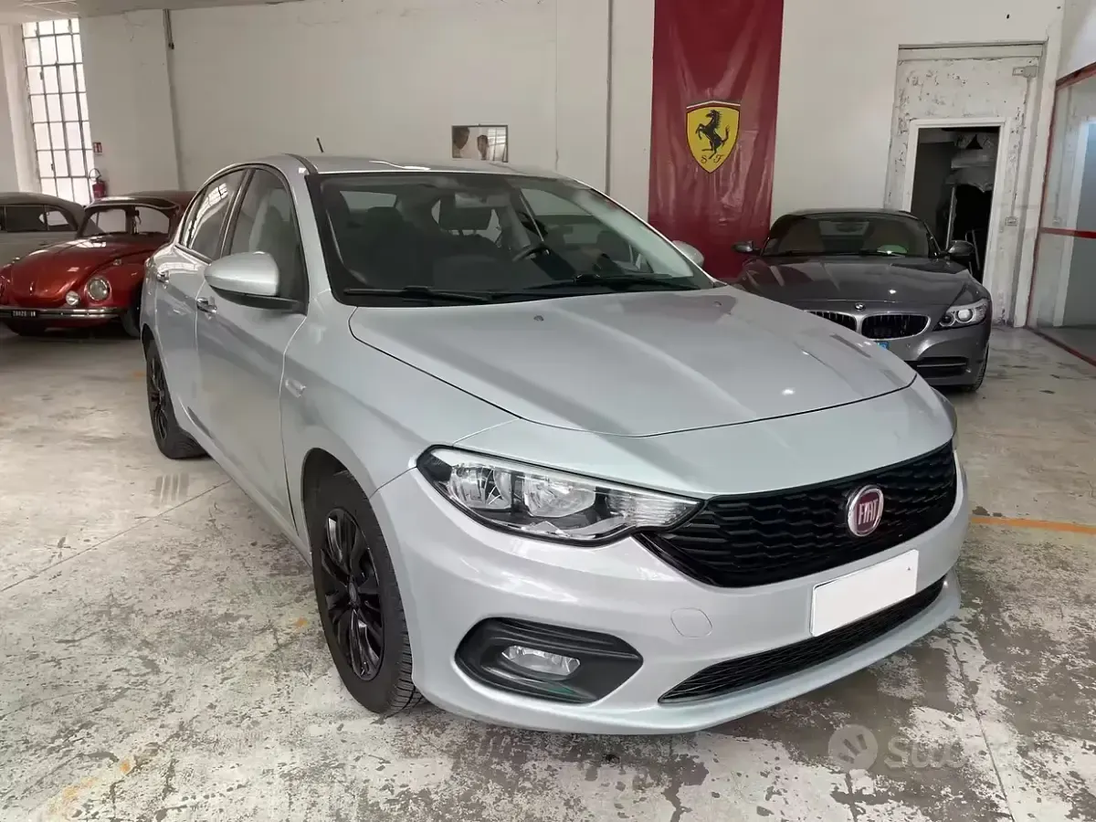 Usata Fiat Tipo Opening Edition 95 CV (69 kW) 2016 Grigio Berlina