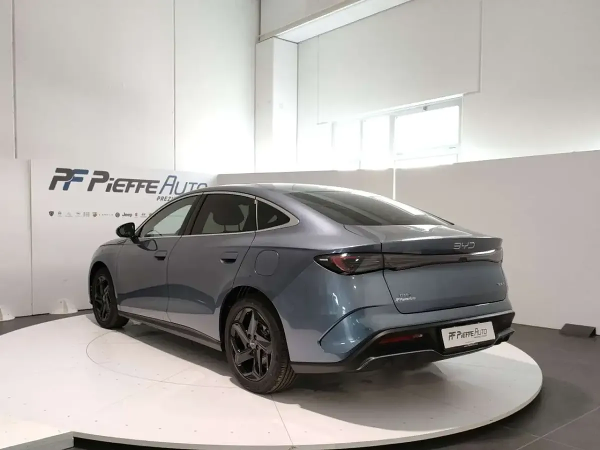 Nuova BYD Seal Comfort 98 CV (72 kW) 2025 Atlantis blue Berlina
