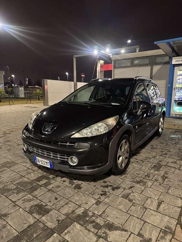Usata Peugeot 207 Outdoor Outdoor 90 CV (66 kW) 2008 Station wagon
