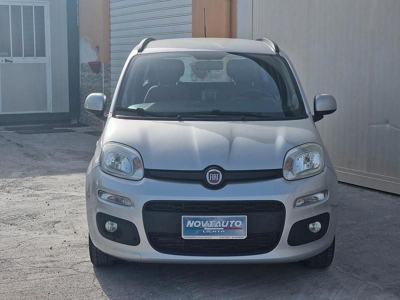 Usata Fiat Panda Lounge 75 CV (55 kW) 2013 Argento Utilitaria