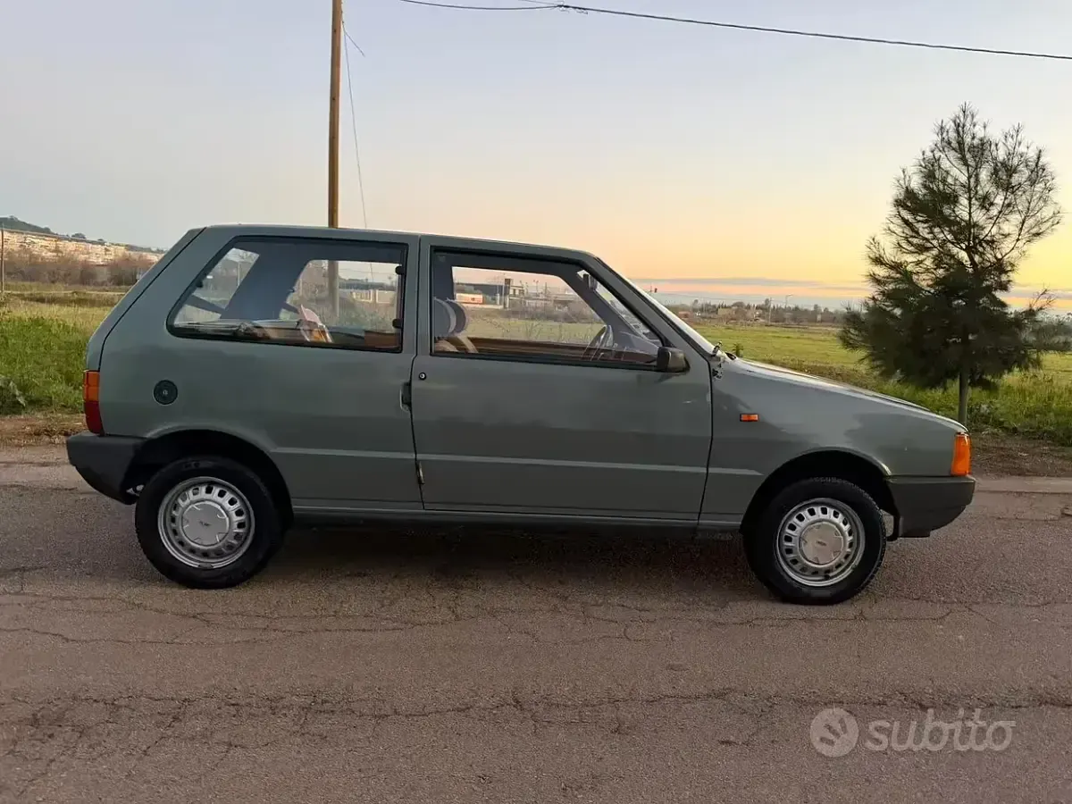 Usata Fiat Uno 45 CV (33 kW) 1983 Verde Utilitaria