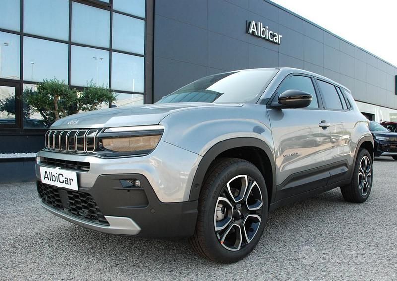 Nuova Jeep Avenger Longitude 110 CV (80 kW) 2025 Grigio SUV