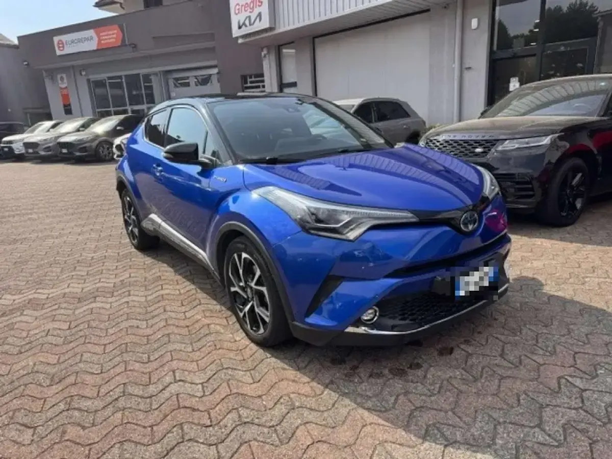 Usata Toyota C-HR Sport 98 CV (72 kW) 2018 Celeste SUV