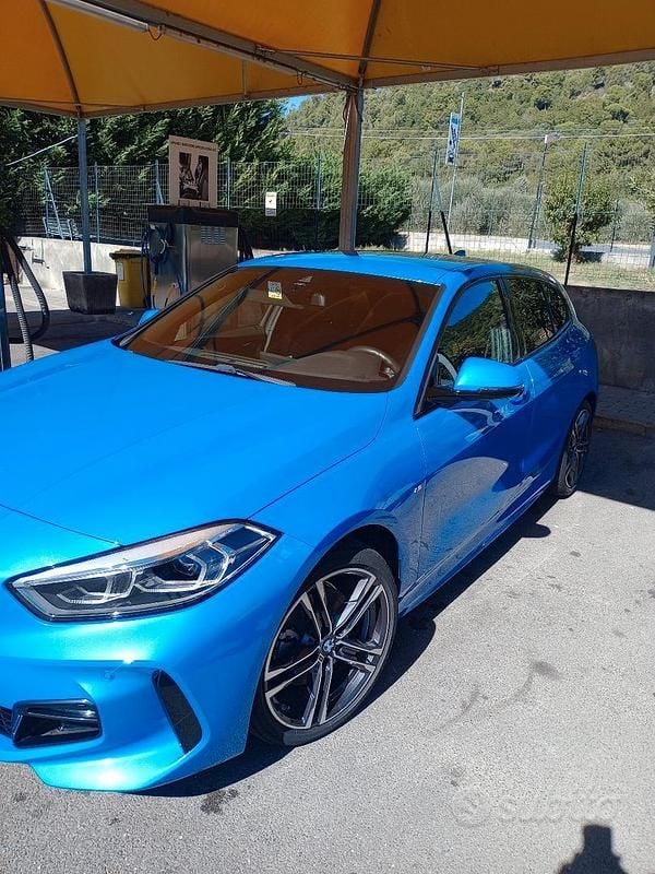 Usata BMW 118 M Sport 150 CV (110 kW) 2021 Blu Utilitaria