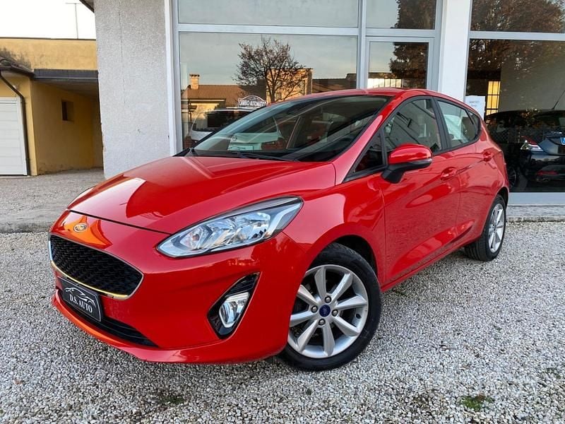 Usata Ford Fiesta Vignale 86 CV (63 kW) 2018 Rosso Berlina