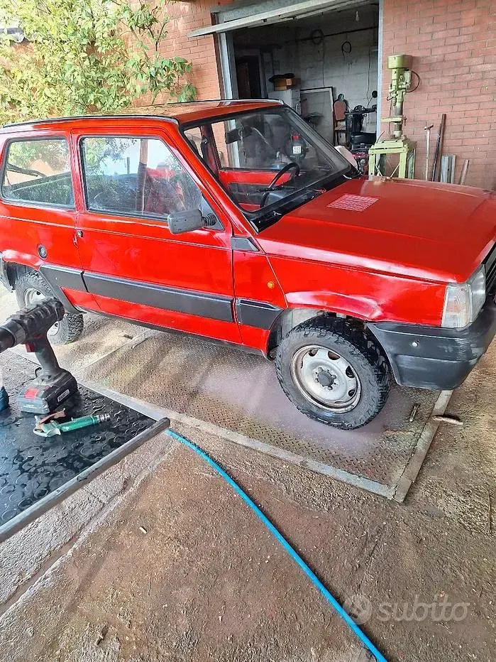 Usata Fiat Panda 4x4 50 CV (36 kW) 1988 Utilitaria