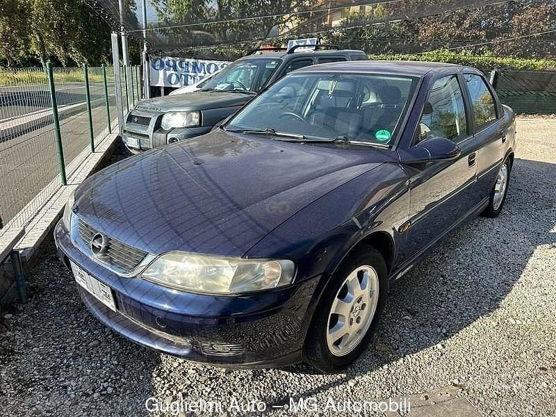 Usata Opel Vectra 136 CV (100 kW) 1999 Blu Berlina