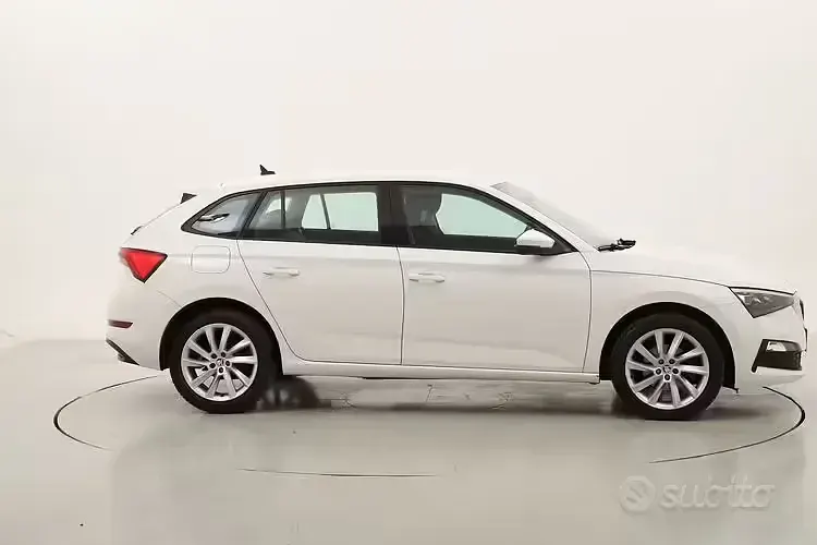 Usata Skoda Scala Style 116 CV (85 kW) 2020 Bianco Utilitaria
