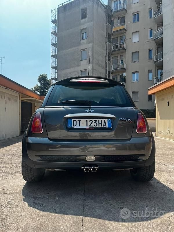 Usata Mini Cooper S 163 CV (119 kW) 2002 Utilitaria