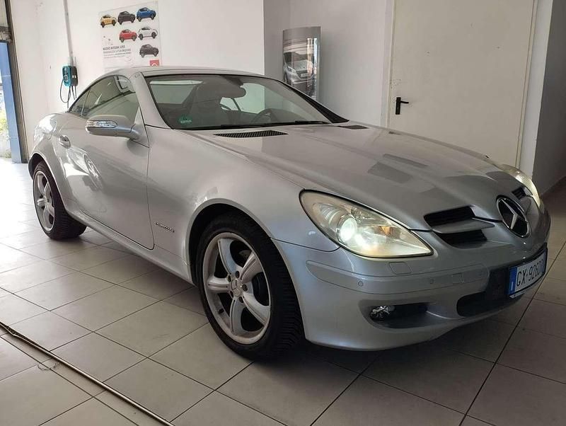 Usata Mercedes SLK200 163 CV (119 kW) 2005 Grigio Cabrio