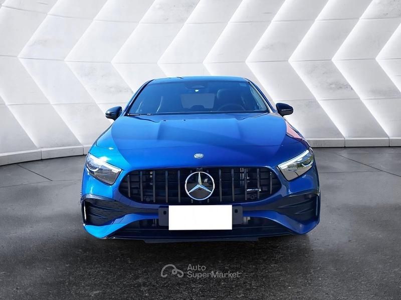 Usata Mercedes A35 AMG Premium 306 CV (225 kW) 2024 Blu Berlina
