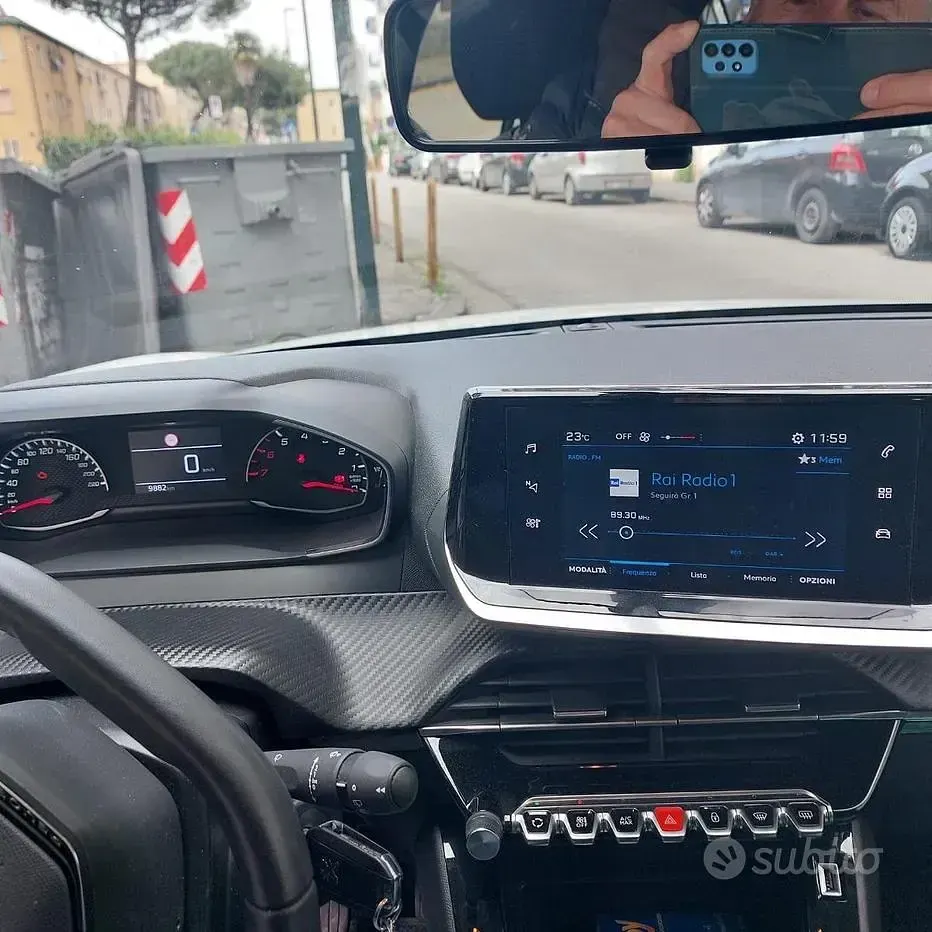 Usata Peugeot 208 75 CV (55 kW) 2023 Bianco Utilitaria