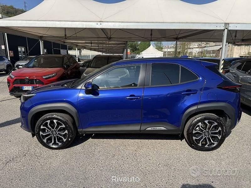 Usata Toyota Yaris Cross Trend 116 CV (85 kW) 2023 Blu SUV