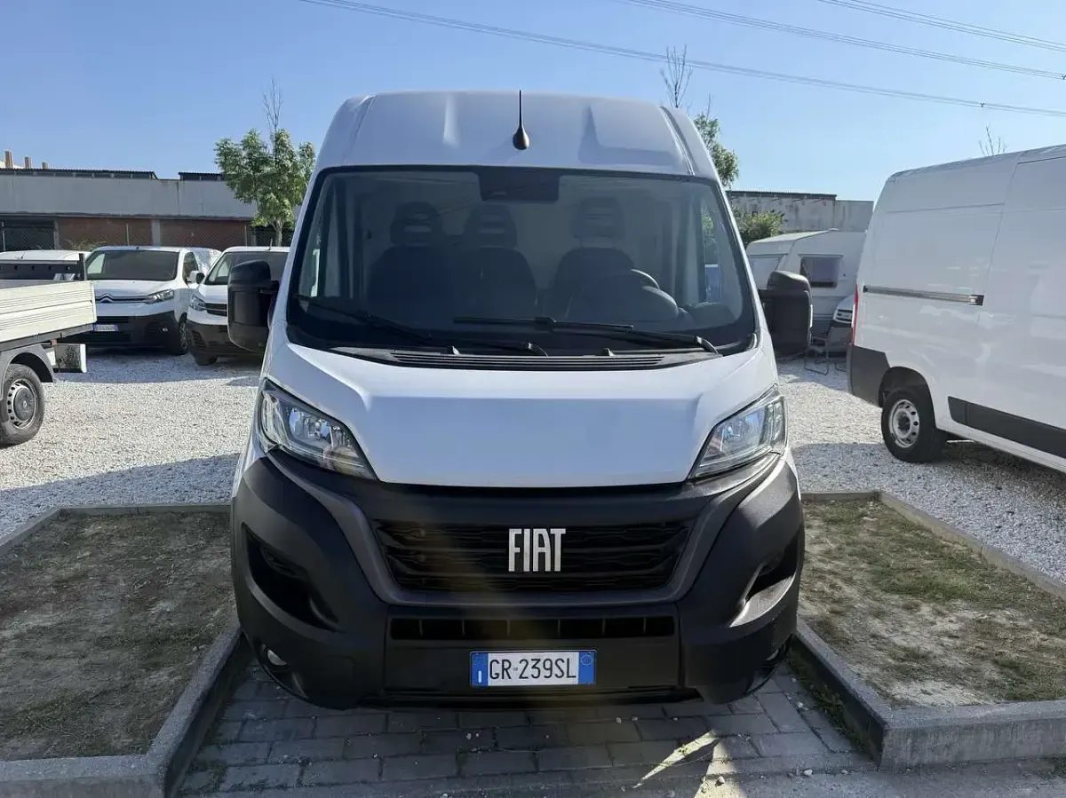 Usata Fiat Ducato 33 140 CV (102 kW) 2023 Bianco Furgone