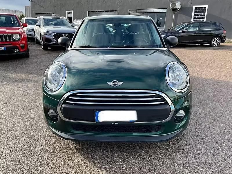 Usata Mini ONE 95 CV (69 kW) 2015 Verde Utilitaria