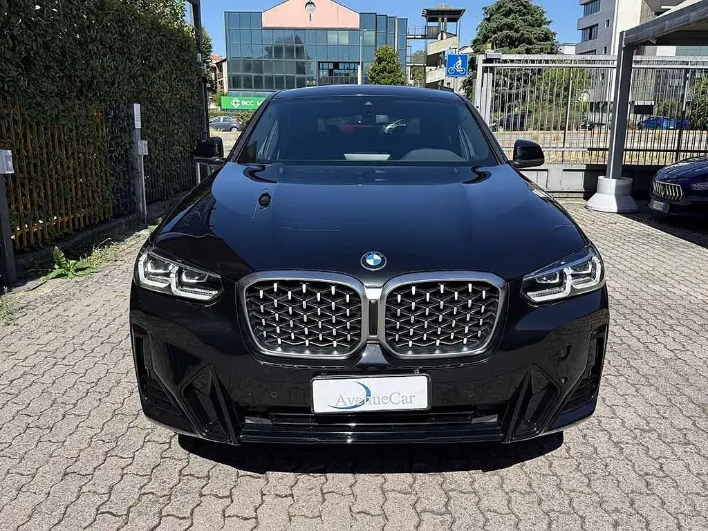 Usata BMW X4 M Sport 190 CV (139 kW) 2023 Black saphire / metallizzato SUV